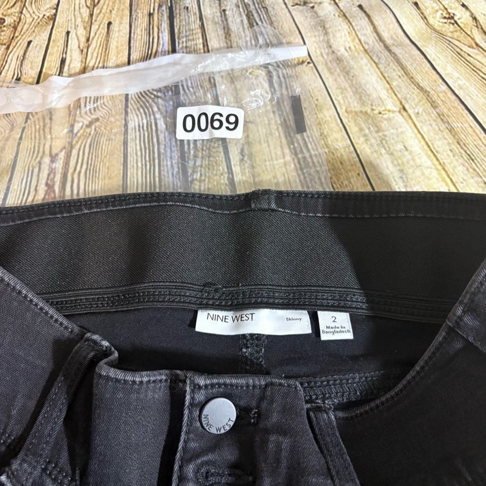 Nine West Jeans Women’s 2 Black Skinny - Picture 9 of 9